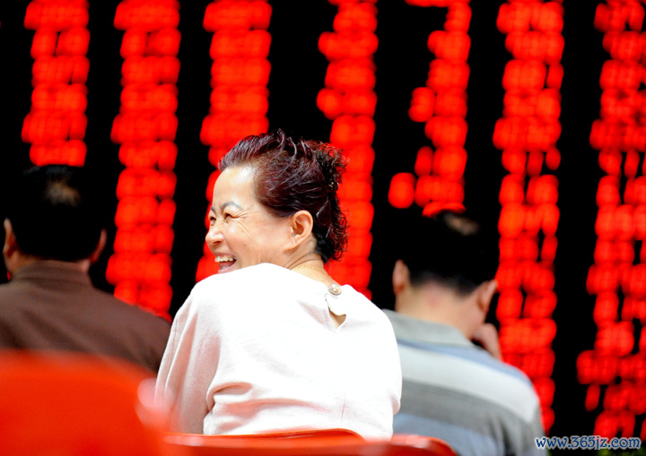 ▲资料图：严管内幕交易，也是维护广大中小投资者利益。图/新华社